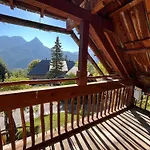 Demi-chalet Nature Avec Terrasse A Pra-loup - Fr-1-165a-117