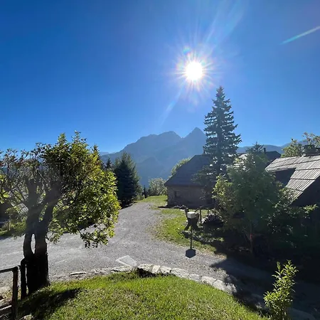 Demi-chalet Nature Avec Terrasse A Pra-loup * Uvernet-Fours